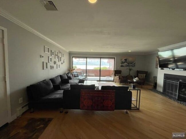 Foto del edificio - 3 Cove Ln
