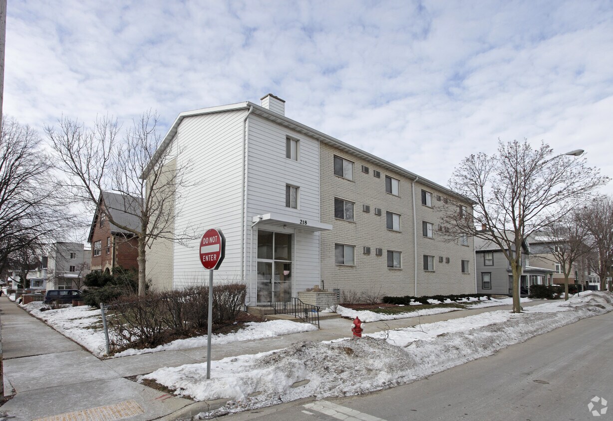 218 S Bassett St, Madison, WI 53703 Apartments Madison, WI