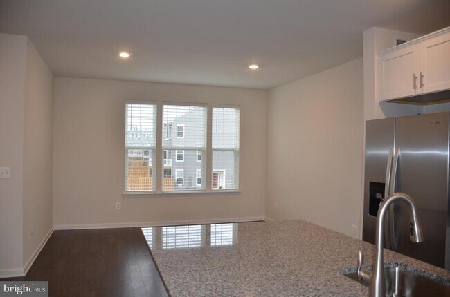 Foto del edificio - 5609 Tallyn Hunt Pl