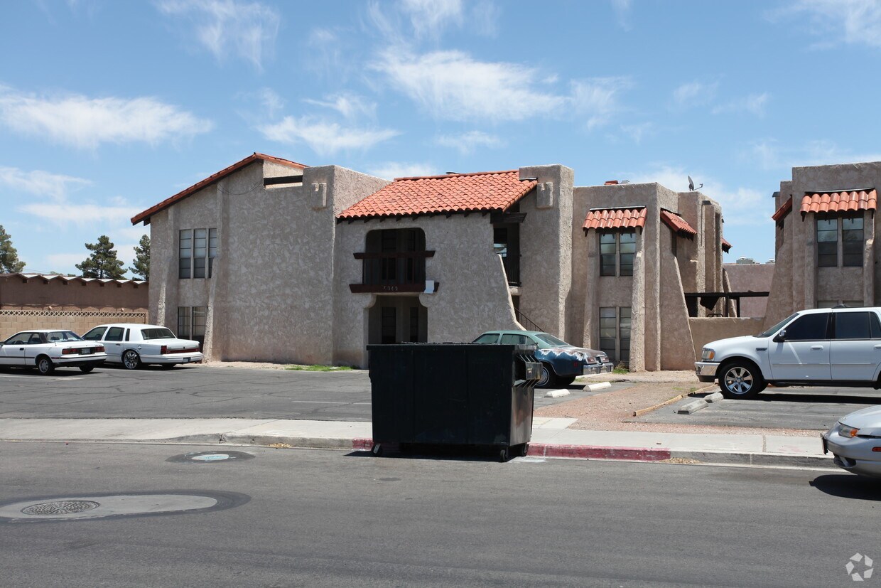 Foto principal - 5040 Palo Verde Rd