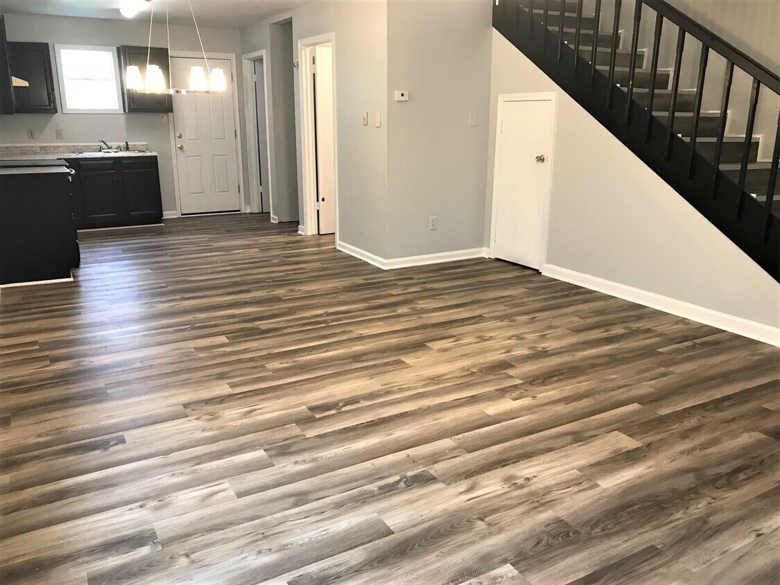 Foto principal - 918 Prater Rd