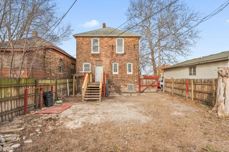 Primary Photo - 5725 Erie Ave