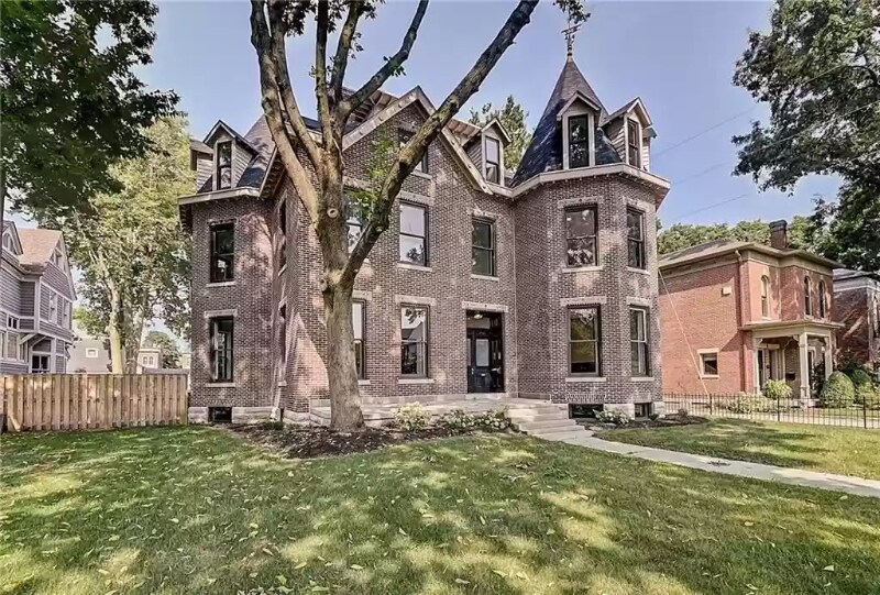 1340 N Park Ave Unit 1, Indianapolis, IN 46202 Condo for Rent in Indianapolis, IN