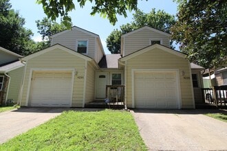 Building Photo - 4228 Wyoming St