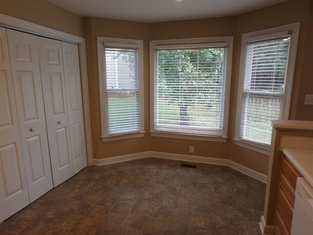 Building Photo - 404 Saint Kitts Court