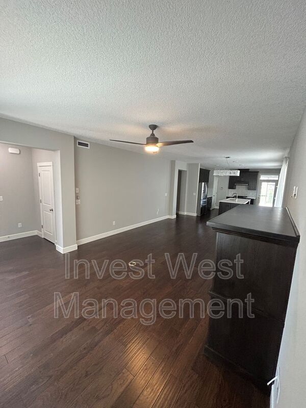 Building Photo - 9508 NE 166th Ave