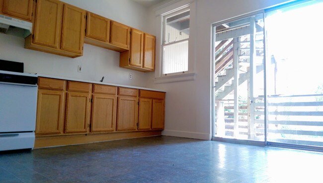 Foto del edificio - 643 Castro St