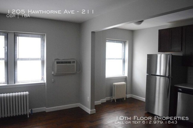 Building Photo - Studio Downtown! One Month Free!