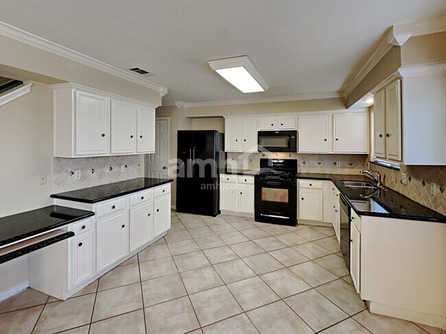 Foto del edificio - 4422 Hardwood Glen Dr