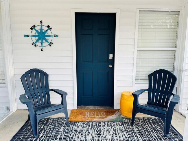 Foto del edificio - 1755 Siesta Dr