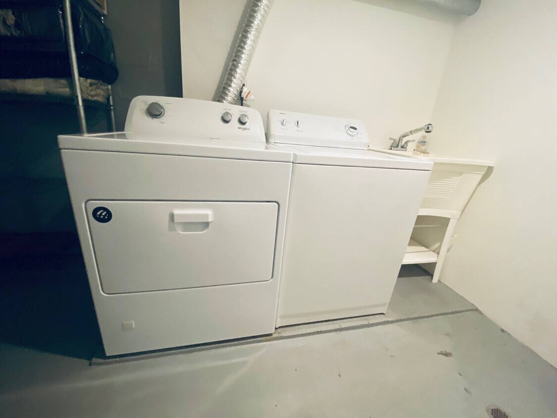 Foto principal - 78-52 85th St