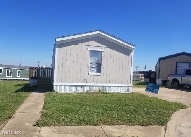 Building Photo - 1118 Redman Dr