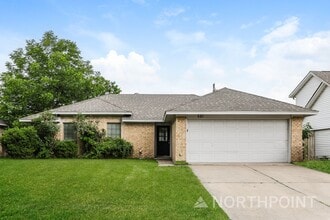 Building Photo - 521 Jean Dr