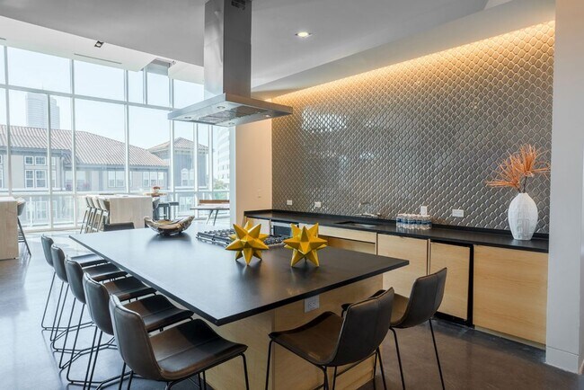 Foto del edificio - Perfectly Proportioned: Studios Designed f...