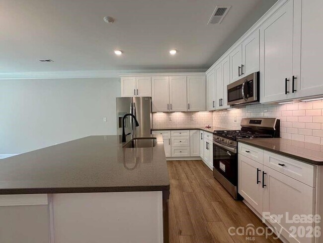 Foto del edificio - 4229 Black Ct