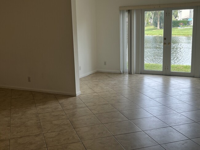 Building Photo - 9203 Boca Gardens Cir S