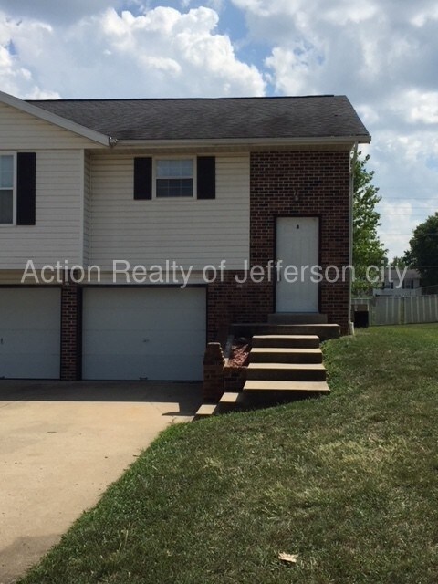 Foto principal - 3 bedroom duplex