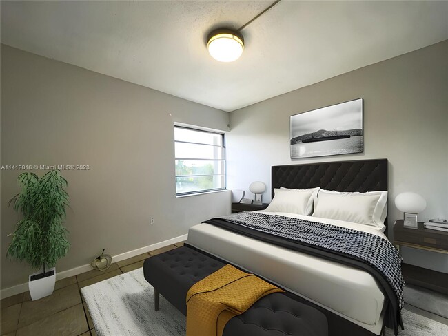 Foto del edificio - 9390 W Flagler St