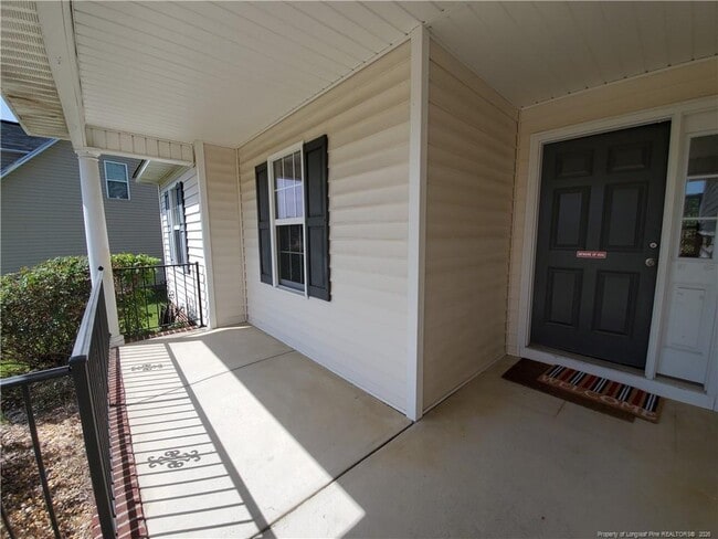 Building Photo - 1665 Kershaw Loop