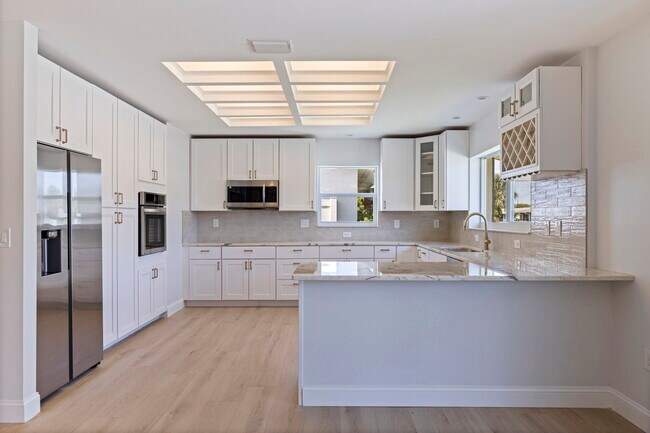 Foto del edificio - 934 41st Ave NE