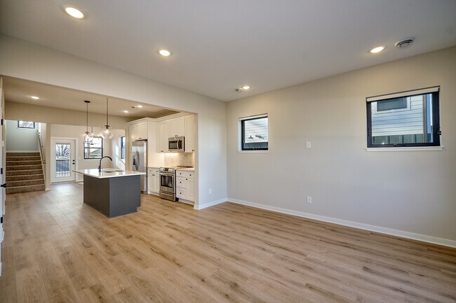 Foto del edificio - 506 37th Ave NE