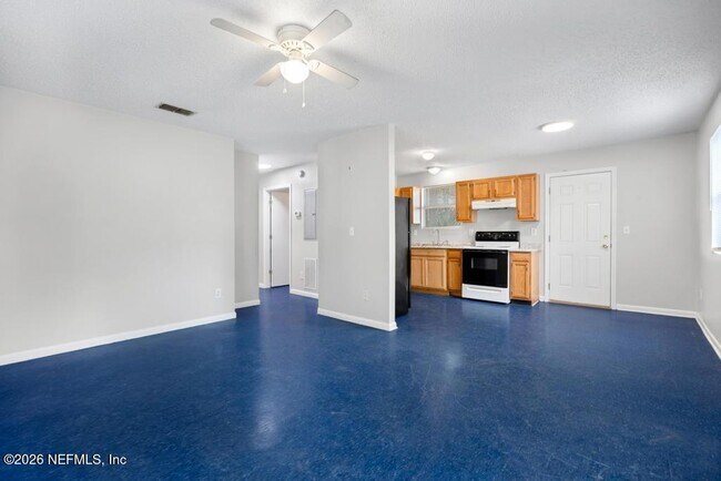 Building Photo - 850 Spearing St
