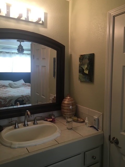 Foto del edificio - 2570 Hunakai St