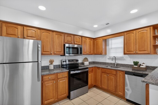 Building Photo - Olde Forge Townhomes