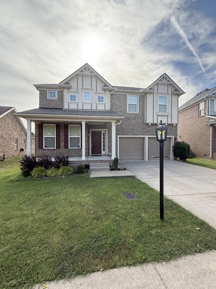 Foto del edificio - 1629 Robindale Dr