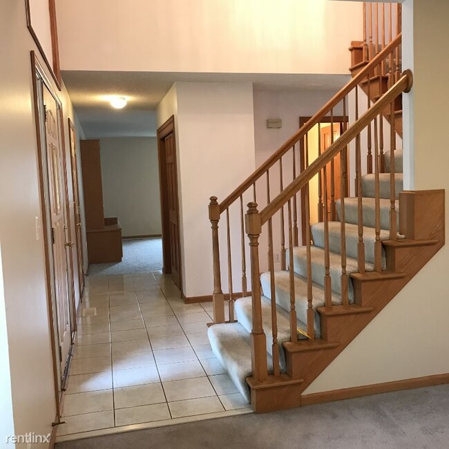 Building Photo - 4 br, 4 bath House - 2511 Mayowood Ln SW, ...