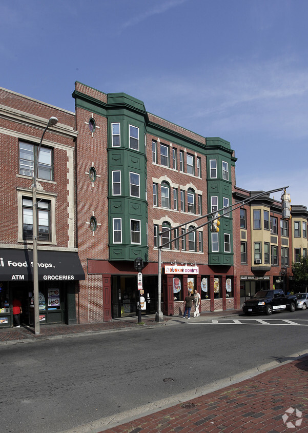 Foto del edificio - 10-14 Washington Ave