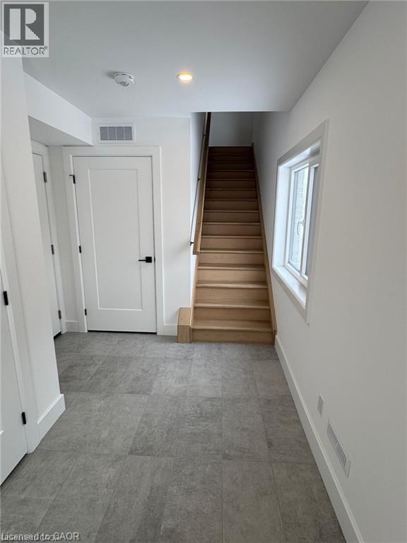 Building Photo - 4255 Lismer Ln
