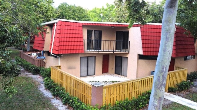 Photo - 8189 Severn Dr Townhome