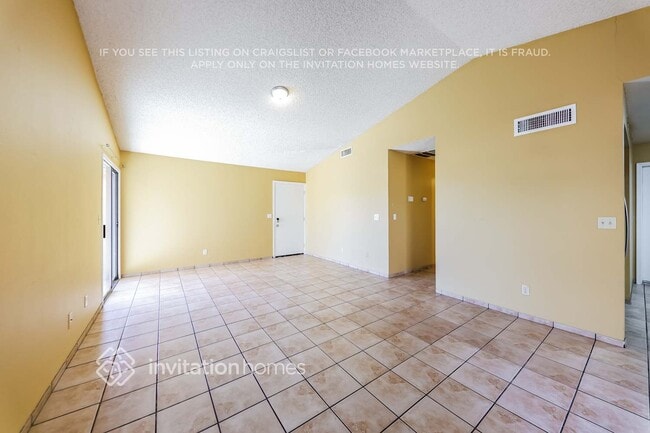 Building Photo - 4545 N 67th Ave