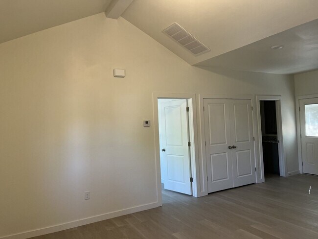 Foto del edificio - New two bedroom house in Shawnee