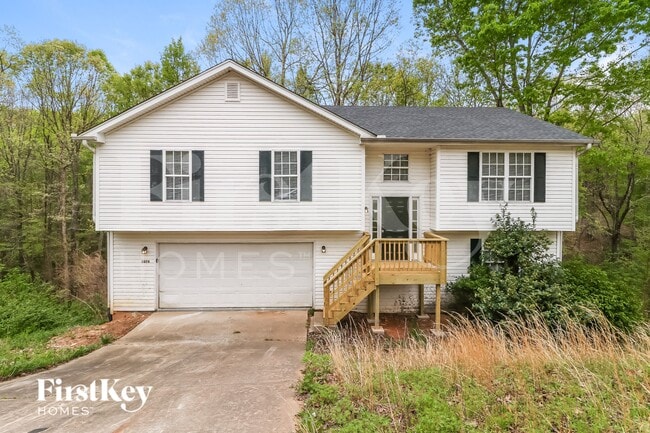 Building Photo - 1074 Bridle Creek Dr