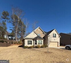 Building Photo - 600 Rosehill Ln SW