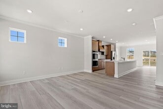 Building Photo - 520 Downswing Rd