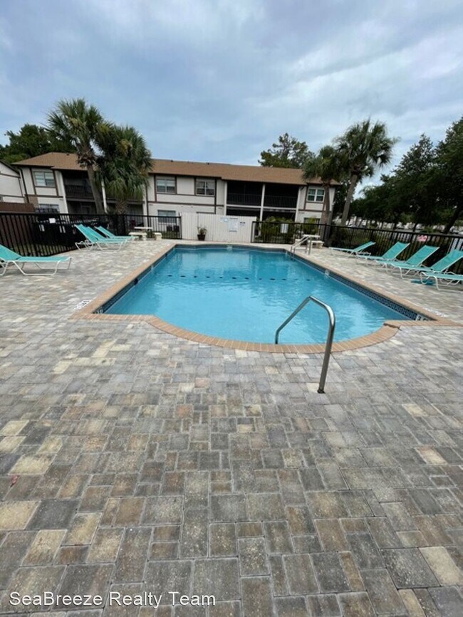 Foto del edificio - 2 br, 2 bath House - 417 H BANANA CAY