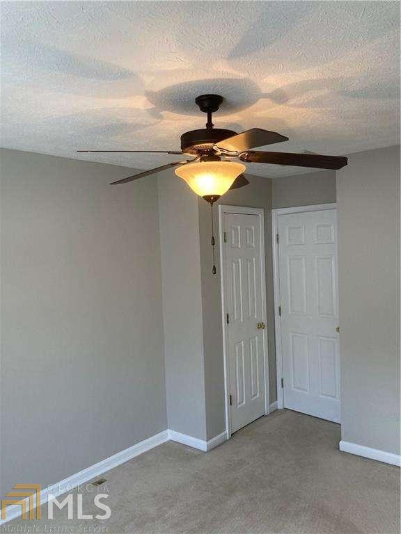 Foto del edificio - 190 Windcroft Ct NW