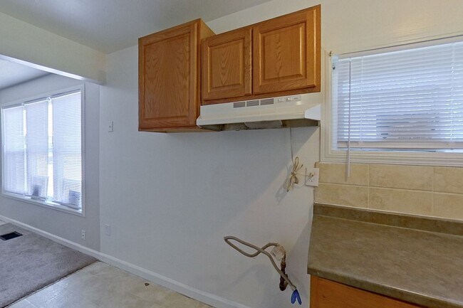 Foto del edificio - 869-871 Derrer Rd