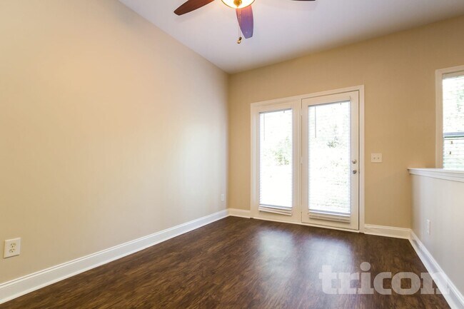 Building Photo - 1570 Lily Valley Dr