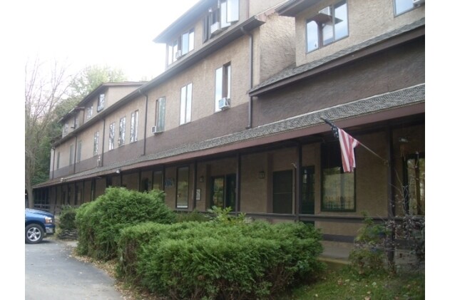 Primary Photo - 1 Sussex Sta