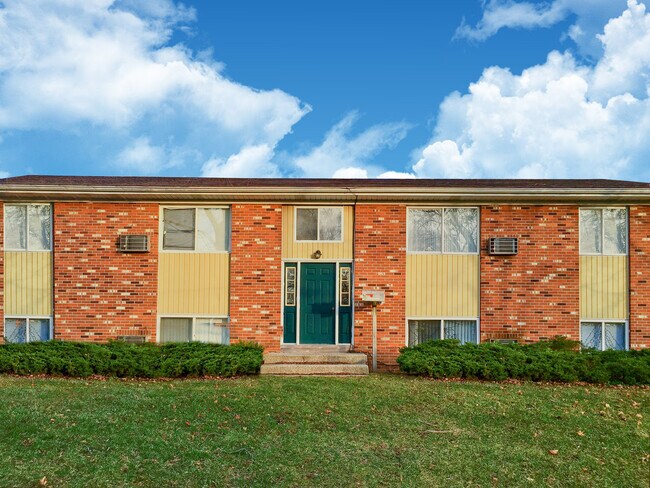 Building Photo - 3212 Homecrest Ave SW
