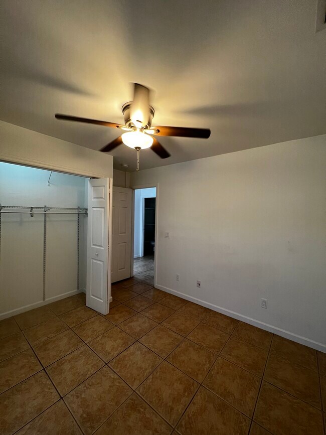 Foto del edificio - 2816 N Roosevelt Blvd