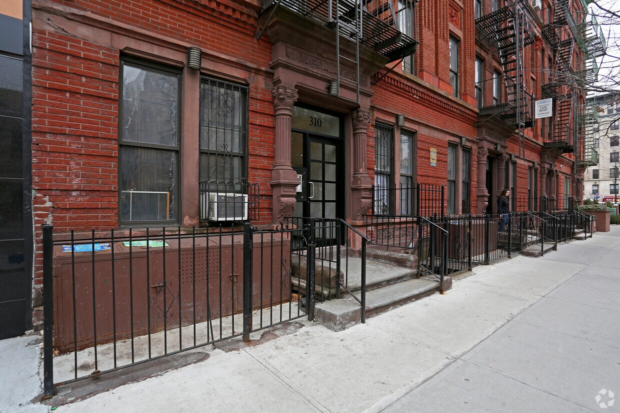 Foto del edificio - 310 W 116th St