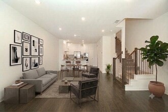 Building Photo - 432 Texas Dr