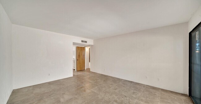Building Photo - 6801 E Dorado Ct