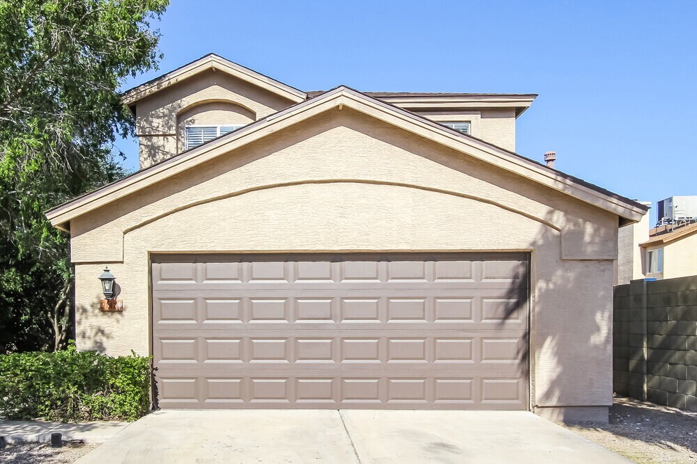 Foto principal - 9147 N 73rd Ln