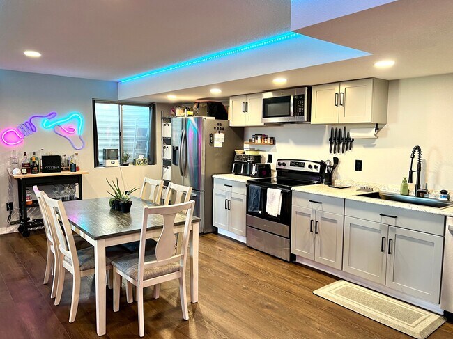 Foto del edificio - 2901 E 107th Ct